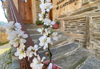 Casa do Ti Latoeiro has Balcony rooms