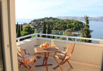 Apartments Marlais has Balcony rooms