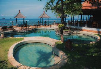 The ARIRAS Resort has Balcony rooms