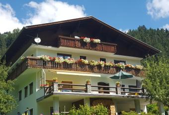 G  stehaus Hauser has Balcony rooms