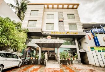 Saibala Grand Airport Hotel has Balcony rooms