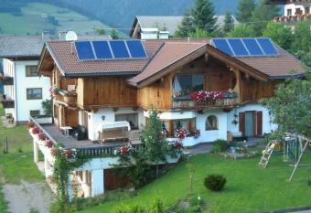 Haus Patricia has Balcony rooms