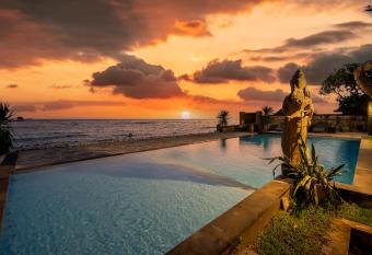 Ganesh Beach Hotel has Balcony rooms