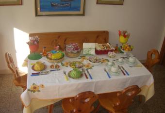 B&B La Bicocca - Via Umberto 15 has Balcony rooms