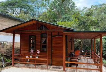 Colonial Guanacaste Villas has Balcony rooms