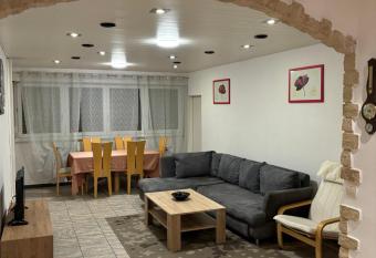 Appartement des trois Fronti  res has Balcony rooms