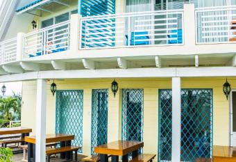 Jacobs Hill Tagaytay has Balcony rooms