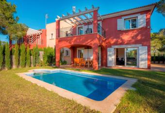 Villa Cala Pi has Balcony rooms