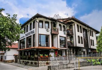Hotel Zlatograd has Balcony rooms