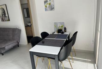 Apartamento Amoblado has Balcony rooms