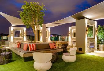 Protea Hotel Fire & Ice! by Marriott Pretoria Menlyn allows 18 year olds to book a room