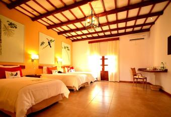 El Pueblito Iguaz   has Balcony rooms