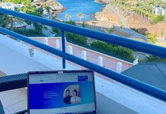 Dream Ocean Sunset has Balcony rooms