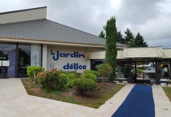 Hotel Restaurant Le Jardin D  lice has Balcony rooms