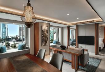 Grand Hyatt Jakarta has rooms with a private hot tub