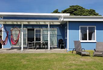 Kapiti Seaside Magic has Balcony rooms