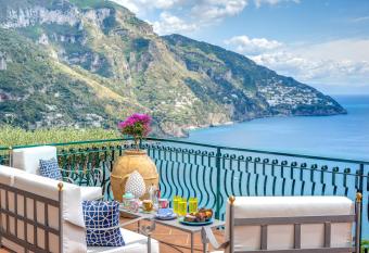 VILLAPOSITANO Tre Archi has Balcony rooms