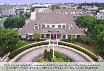 Wellington Resort has Balcony rooms