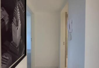 Departamento con vista al mar has rooms with a private hot tub