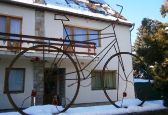 R  zsakert Vend  gh  z has Balcony rooms