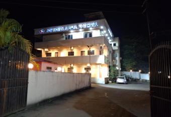 Joy hotel & banquet hall has Balcony rooms