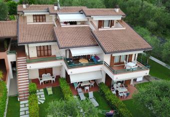 Appartamenti Albatros has Balcony rooms