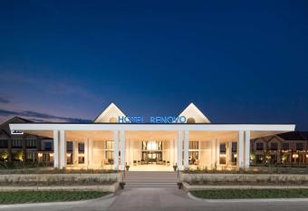 Hotel Renovo has Balcony rooms