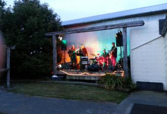 Gladstone Hotel allows 18 year olds to book a room