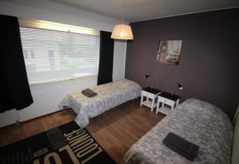 MajoitusYkk  nen allows 18 year olds to book a room