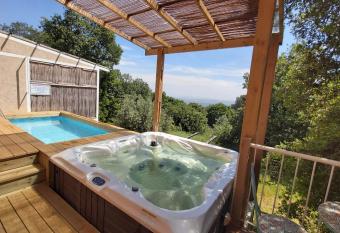 The Sound Of The Flute allows 18 year olds to book a room