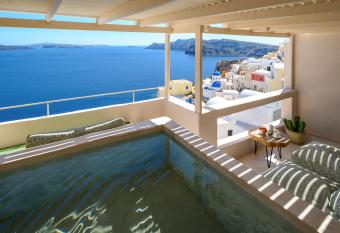 Canvas Suites has rooms with a private hot tub