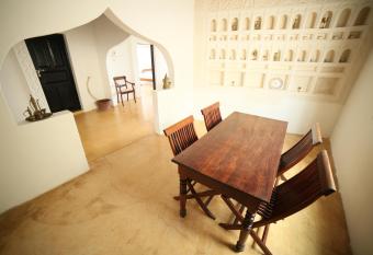 Stopover Guest House and Restaurant has Balcony rooms