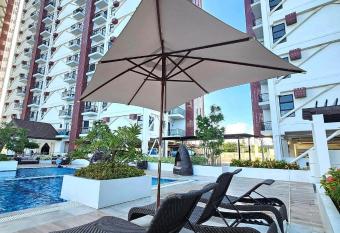 Affordable Resort type 1 bedroom in Lapu-Lapu Cty has Balcony rooms