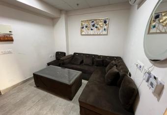 ManiKU Vlogs Dil Punjabi has Balcony rooms