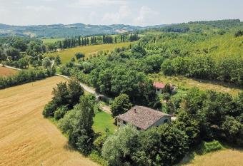 Agriturismo KeBio I Tenuta di Fassia has Balcony rooms