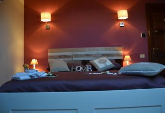 Un Tetto Di Stelle Deluxe Home has Balcony rooms