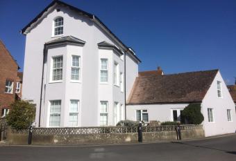 Arden House allows 18 year olds to book a room