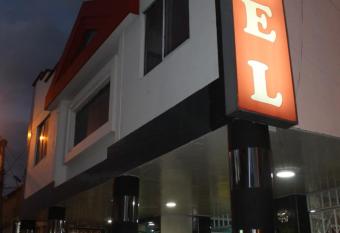 Ayenda Castillo Real 1521 allows 18 year olds to book a room