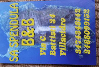 SA SPENDULA B&B has rooms with a private hot tub