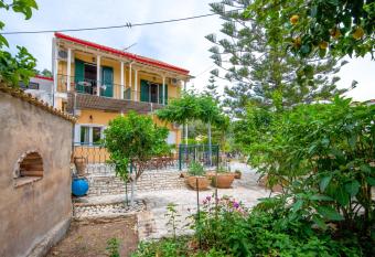 Arthur House has Balcony rooms