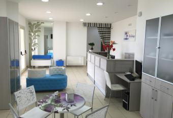 Holiday Affittacamere has Balcony rooms