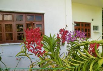 Orchid Sunset Guest House has Balcony rooms