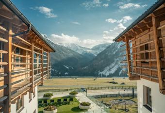 Almfamilyhotel Scherer has Balcony rooms