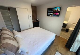 Studio in Glenorchy has Balcony rooms