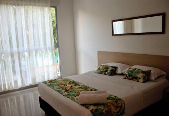 Color House Santa Marta allows 18 year olds to book a room