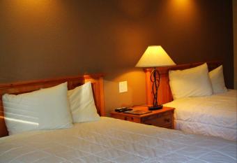 Tea Garden Lodge allows 18 year olds to book a room