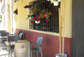 Hostal Guarni allows 18 year olds to book a room