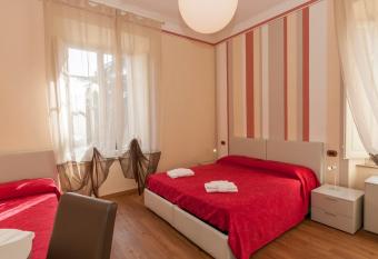 Nonna Adriana has Balcony rooms