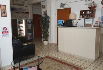 Albergo Pensione Ardenza SELF CHECK-IN allows 18 year olds to book a room