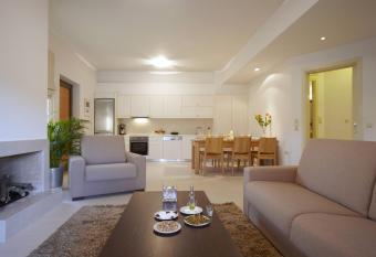 Ikia Luxury Homes has Balcony rooms